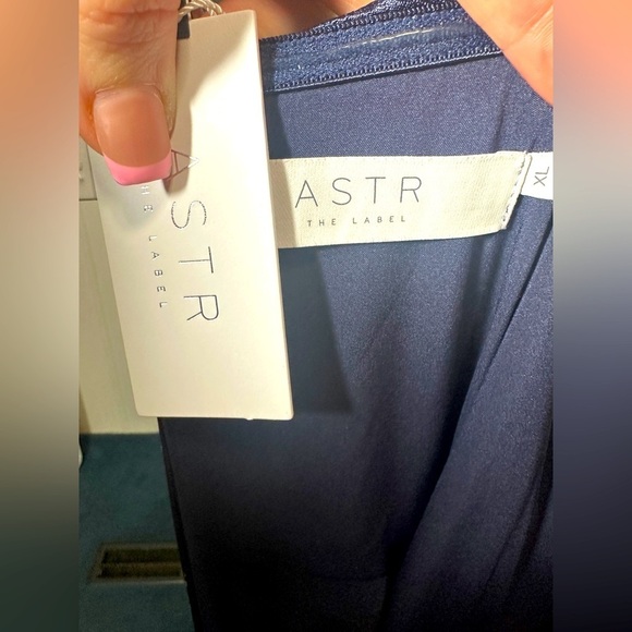 ASTR The Label Navy Ruched Halter Formal Gown Dress Size XL - Picture 9 of 12